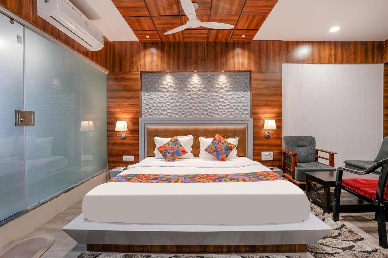 Fabhotel The Valentine - Udhna Road Сурат Экстерьер фото